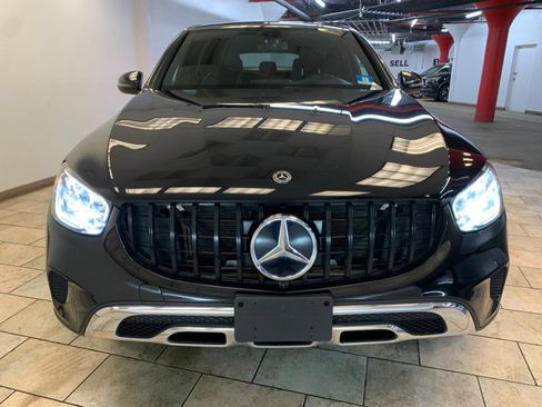 Used 2020 Mercedes-Benz GLC 300 4MATIC Coupe image 3