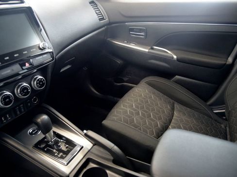 Used 2020 Mitsubishi Outlander Sport SE image 26