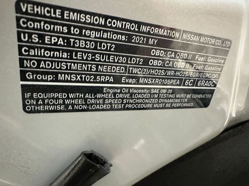 Used 2021 Nissan Rogue SL image 39