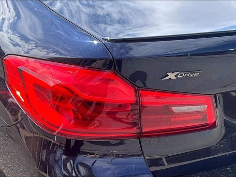 Used 2019 BMW M550i xDrive AWD/4WD image 23