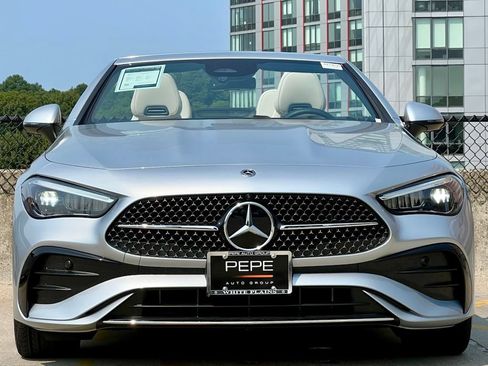 Certified 2026 Mercedes-Benz CLE 300 4MATIC Cabriolet image 3