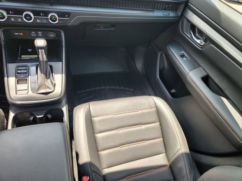 Used 2025 Honda CR-V Sport-L image 28