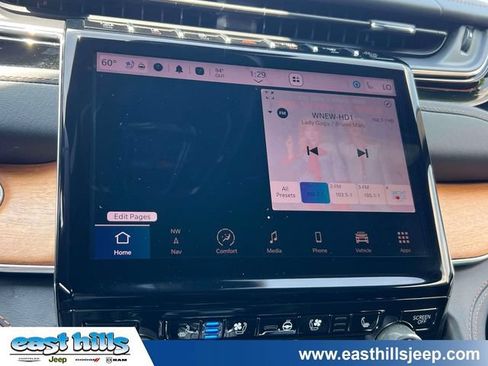 Certified 2023 Jeep Grand Cherokee Summit AWD/4WD image 34
