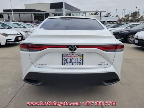 Certified 2023 Toyota Mirai w/ Advanced Technology Package RWD image 5