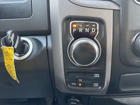 Used 2016 RAM 1500 Express image 17