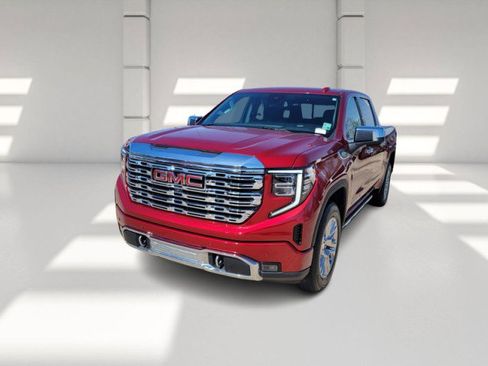 Used 2022 GMC Sierra 1500 Denali image 2