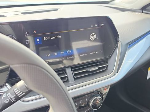 New 2026 Chevrolet Trax LT FWD image 20