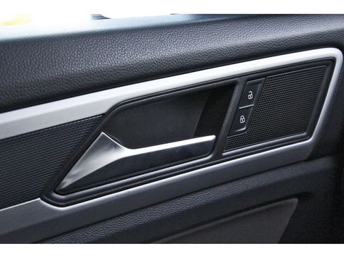 Used 2023 Volkswagen Atlas SEL R-Line AWD/4WD image 22