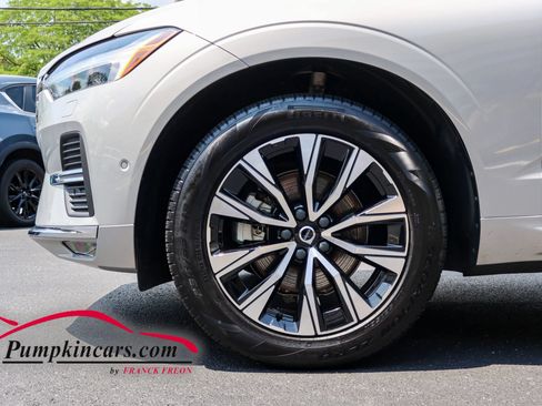 Used 2023 Volvo XC60 B5 Plus w/ Climate Package AWD/4WD image 10
