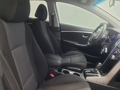 Used 2016 Hyundai Elantra GT FWD image 21