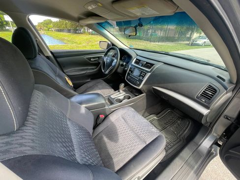 Used 2017 Nissan Altima 2.5 S w/ Power Driver Seat Package FWD image 22