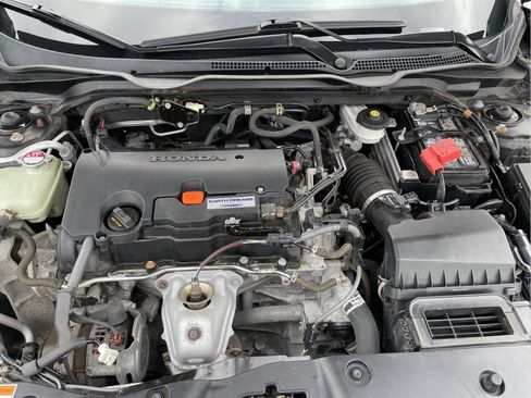 Used 2019 Honda Civic Sport image 10