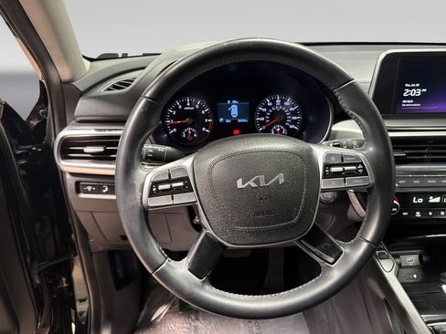 Used 2022 Kia Telluride S FWD image 12