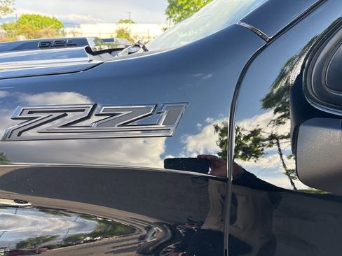 Certified 2024 Chevrolet Silverado 1500 LT Trail Boss w/ LT Trail Boss Premium Package AWD/4WD image 6