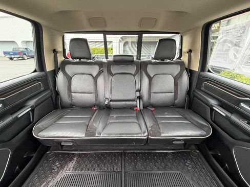 Used 2021 RAM 1500 Laramie AWD/4WD image 4