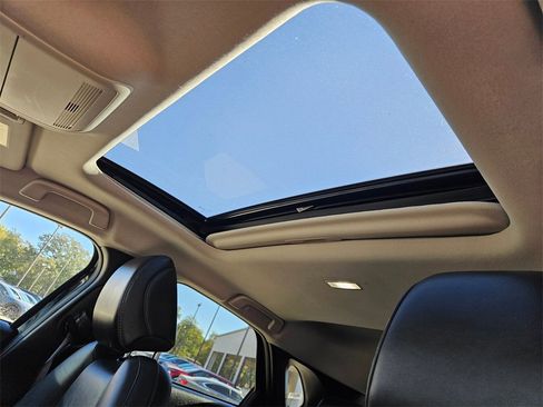 Used 2025 MAZDA CX-30 AWD 2.5 S w/ Preferred Package image 22