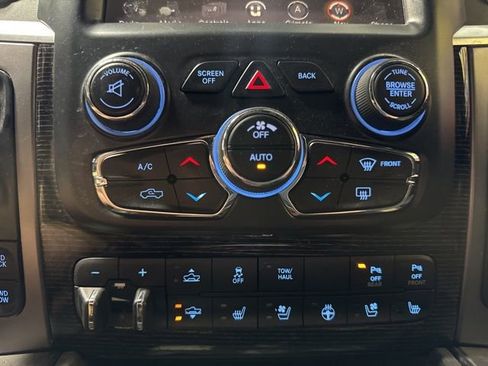 Used 2017 RAM 1500 Limited image 12