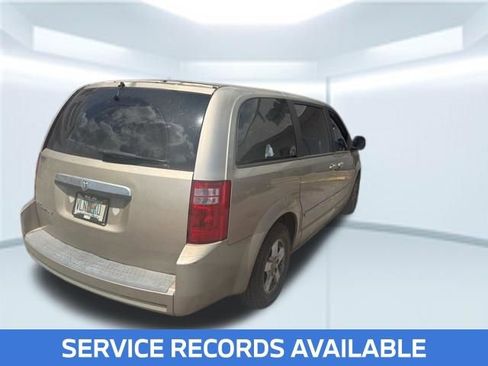 Used 2008 Dodge Grand Caravan SXT FWD image 3