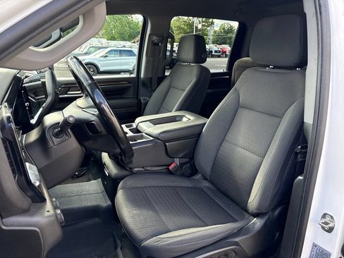 Used 2024 Chevrolet Silverado 2500 LT AWD/4WD image 4