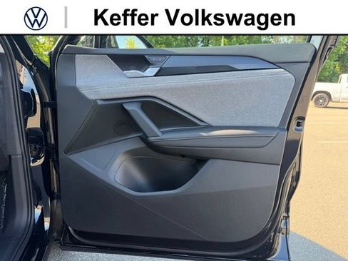 New 2026 Volkswagen Tiguan S FWD image 31