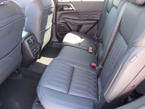 New 2026 Mitsubishi Outlander SEL FWD image 16