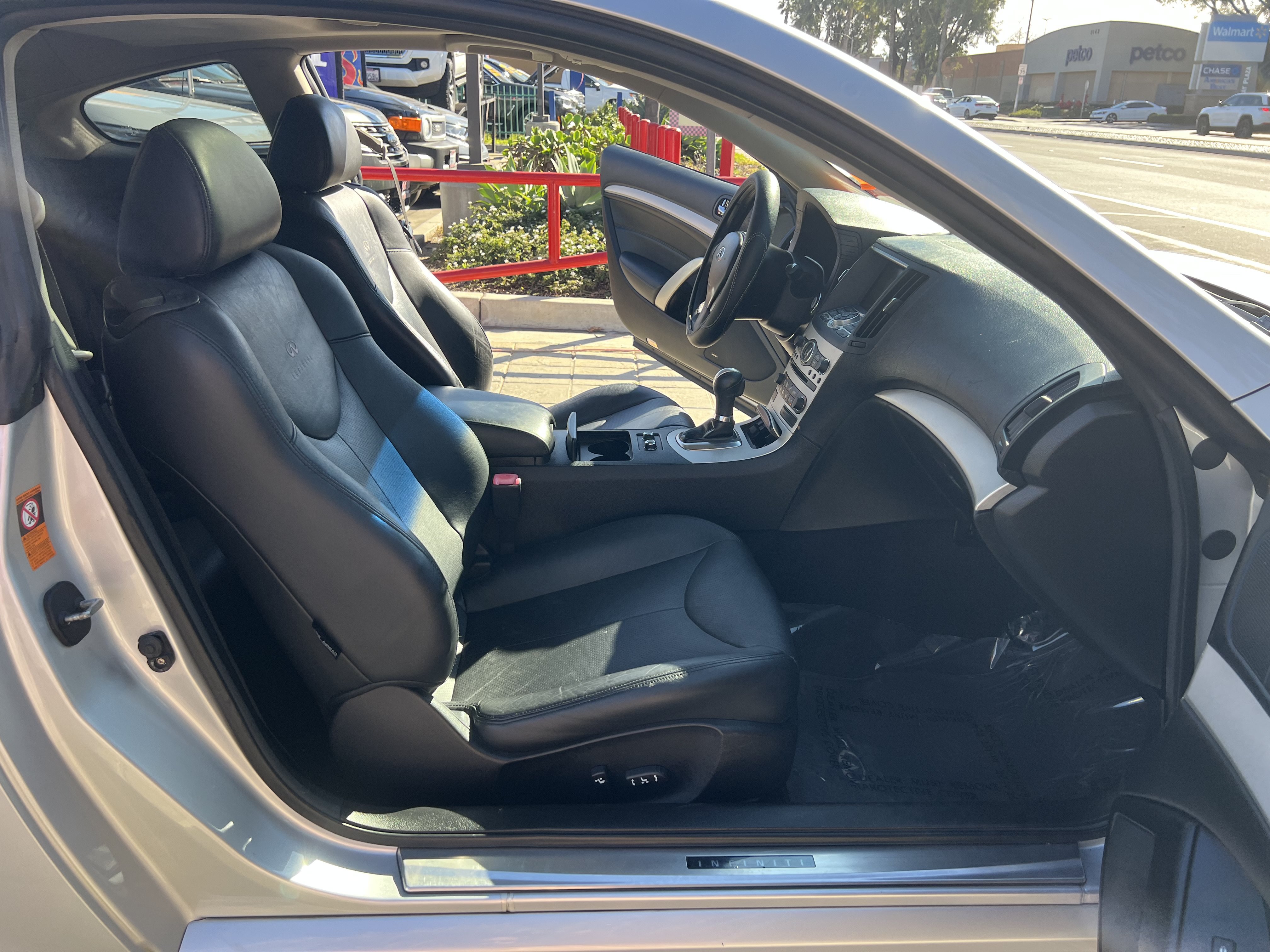 Used 2009 INFINITI G37 Journey w/ Premium Pkg RWD image 32
