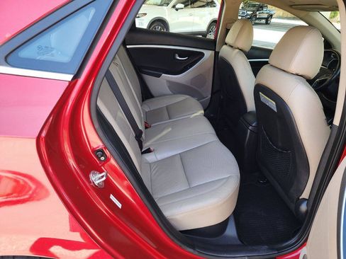 Used 2013 Hyundai Elantra GT w/ Tech Pkg FWD image 22