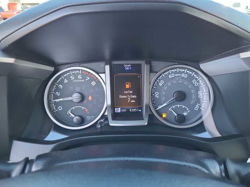 Used 2022 Toyota Tacoma SR5 image 26