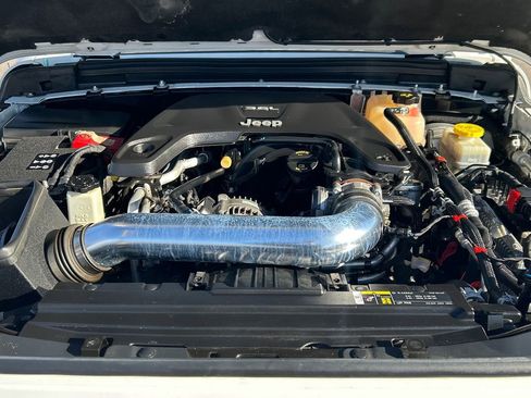 Used 2018 Jeep Wrangler Unlimited Sport S image 13