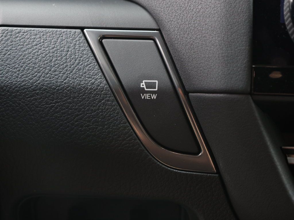 Used 2025 Lexus GX 550 AWD/4WD image 44