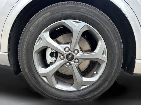 Certified 2023 Ford Escape ST-Line w/ Cold Weather Package image 33