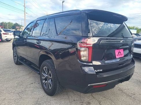 Used 2022 Chevrolet Tahoe Z71 w/ Luxury Package AWD/4WD image 17