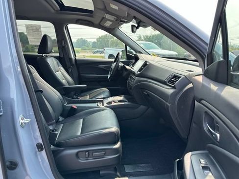 Used 2023 Honda Ridgeline RTL-E image 25