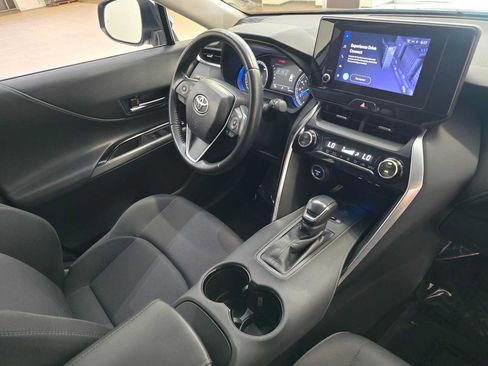 Certified 2024 Toyota Venza LE AWD/4WD image 28