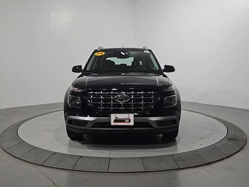 Used 2024 Hyundai Venue SEL image 9