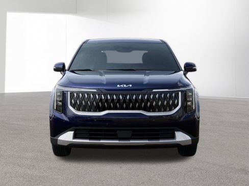 New 2026 Kia Carnival EX image 2