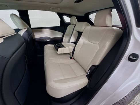 Certified 2024 Lexus RX 350 AWD w/ Convenience Package image 26