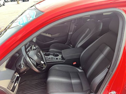 Used 2023 Honda Civic Sport image 13