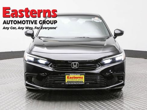 Used 2022 Honda Civic Sport image 2