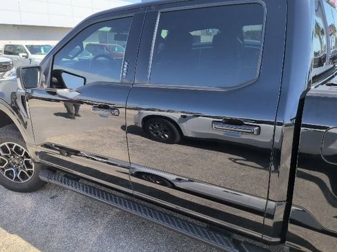 Used 2021 Ford F150 XLT w/ Equipment Group 302A High image 9