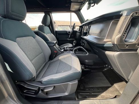 Used 2021 Ford Bronco Outer Banks image 28