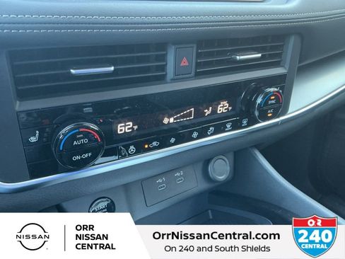 New 2026 Nissan Rogue SV w/ SV Premium Package FWD image 24