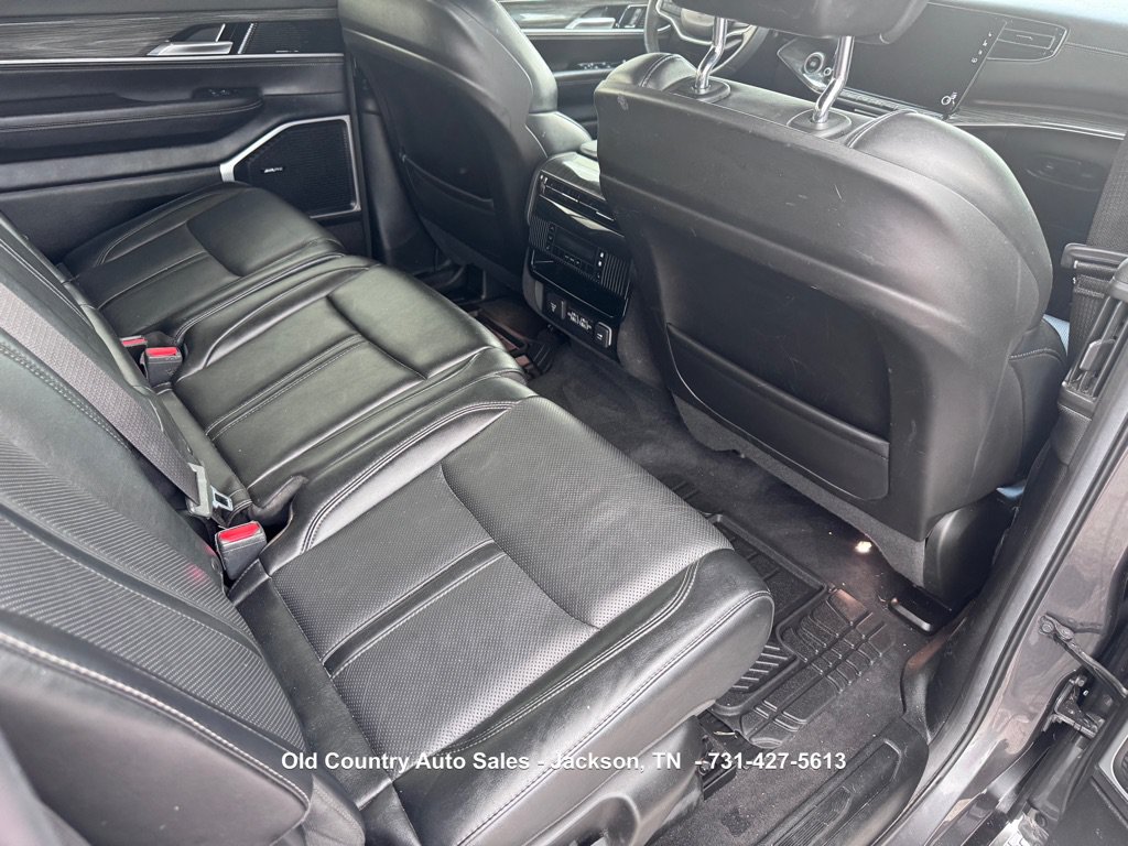 Used 2022 Jeep Wagoneer Series III AWD/4WD image 15