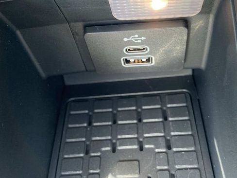 New 2026 Lincoln Aviator 2WD image 24