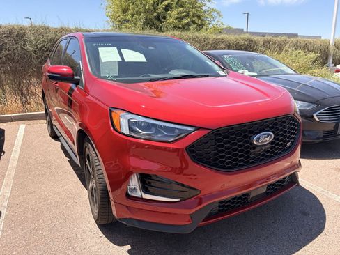 Used 2020 Ford Edge ST w/ Equipment Group 401A AWD/4WD image 3