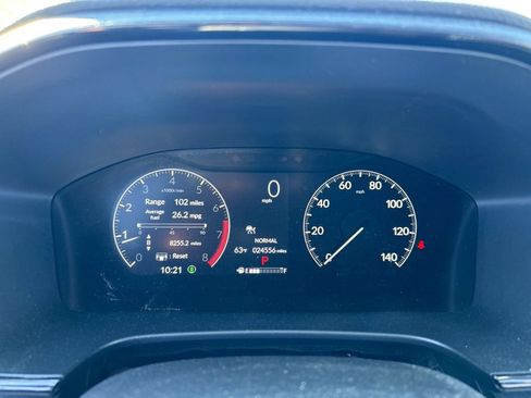 Used 2025 Honda CR-V EX image 10