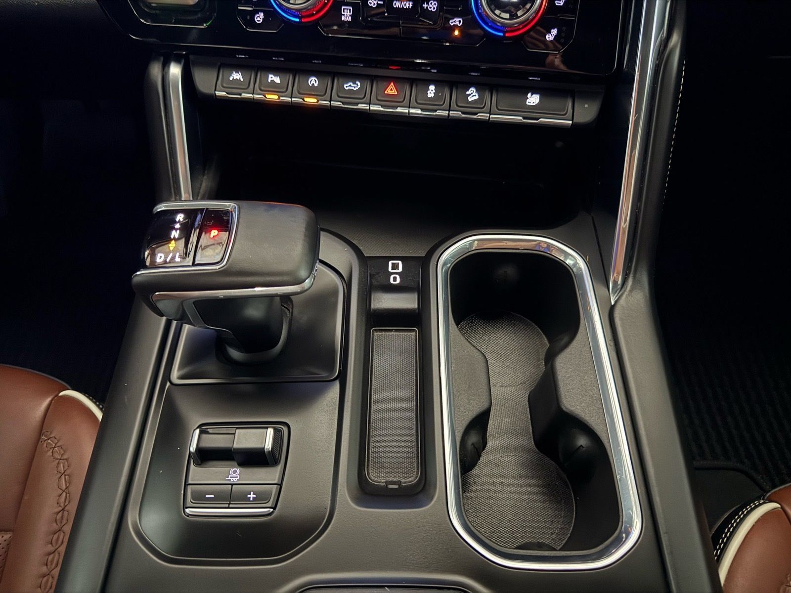 Used 2024 GMC Sierra 1500 Denali Ultimate AWD/4WD image 26