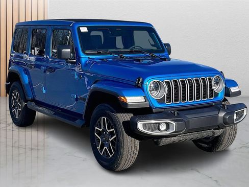 New 2026 Jeep Wrangler Unlimited Sahara AWD/4WD image 2
