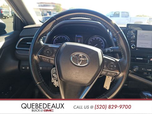 Used 2022 Toyota Camry SE image 10