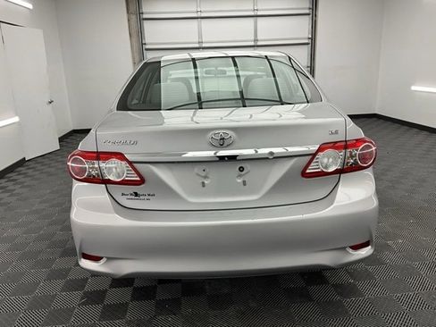 Used 2011 Toyota Corolla LE image 21